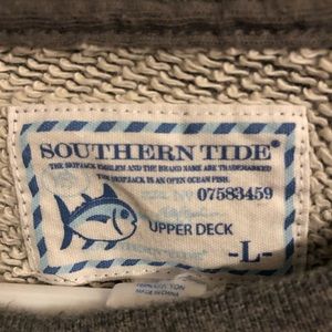 Southern Tide sweater grey
